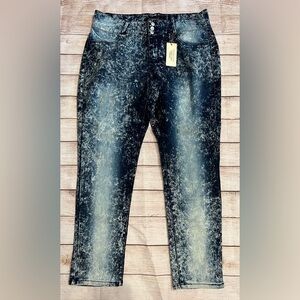NWT Womens Sunrise premium denim collection jeans stone wash style size 20